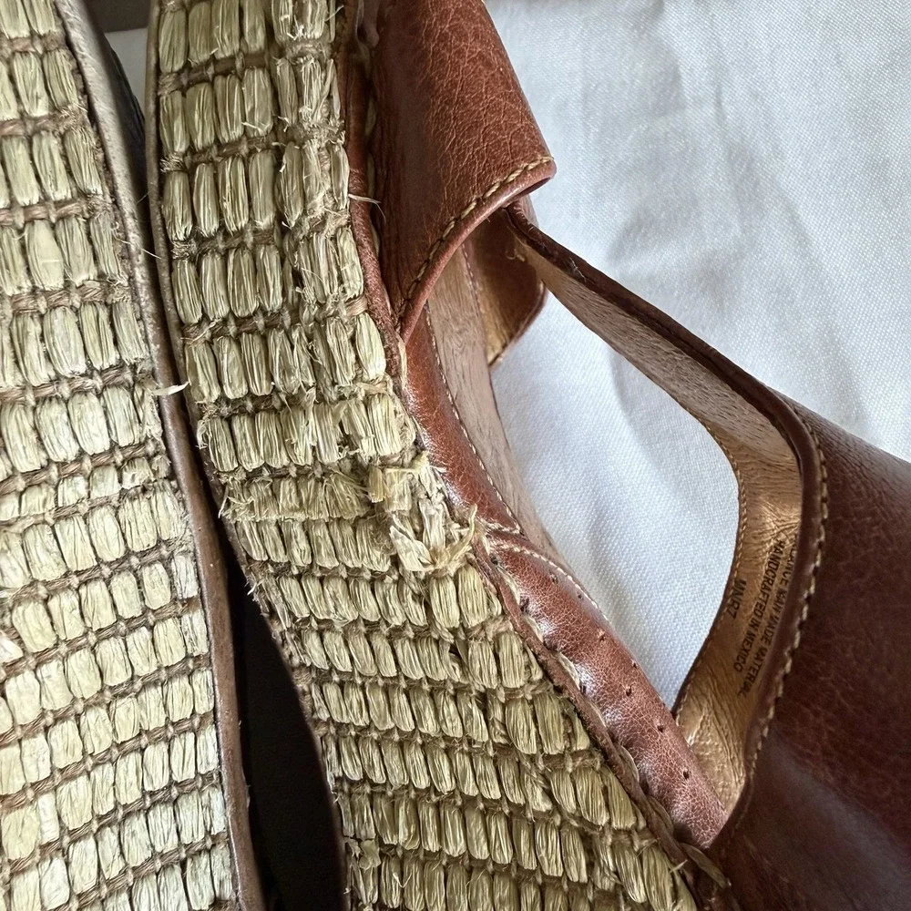Born Brown Leather Woven Espridrille Wedge Platform  Sandal Women 6 US. 36.5 EU